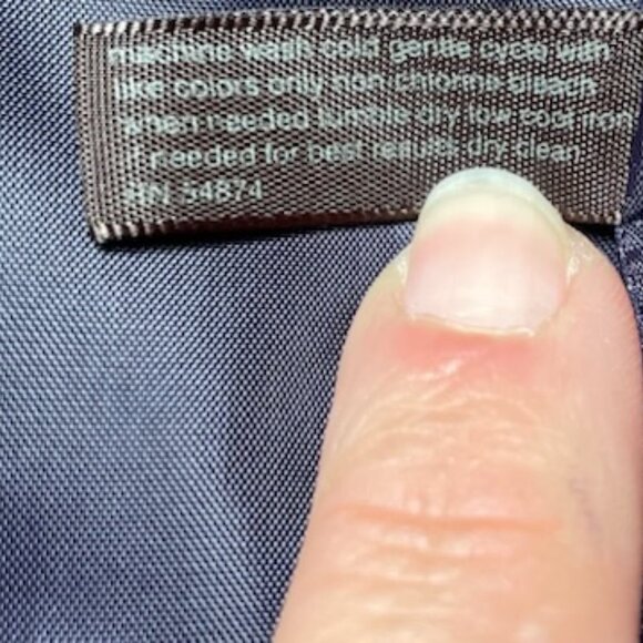 The Limited Strapless Form-Fitting Cocktail Dress in Purple, Size 2 - Picture 10 of 10